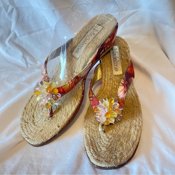 MADELINE Floral Flip-flop Platform Sandal, Size 9 - Picture 1 of 7